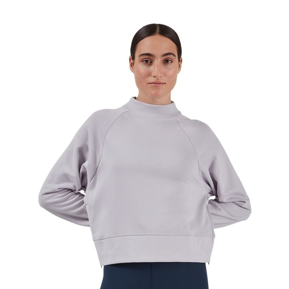 On Running Tops - Lilac On-Running Cotton Mock Neck Sweatshirt with Zipper Side Slits Size XS